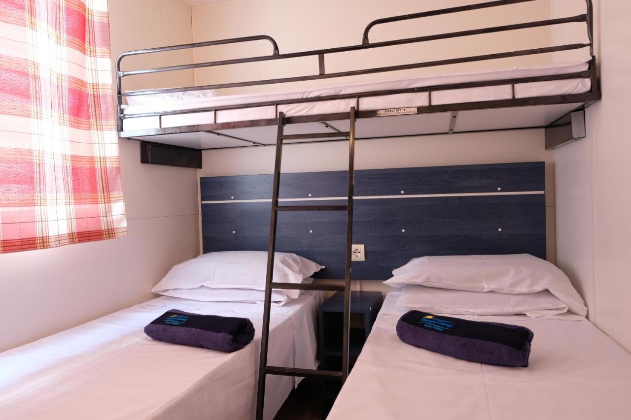Happy Camp Mobile Homes In Camping Golden Sunset Alissos Bagian luar foto