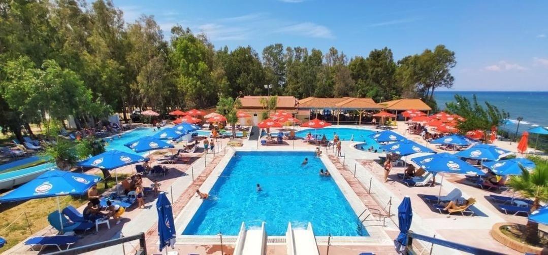 Happy Camp Mobile Homes In Camping Golden Sunset Alissos Bagian luar foto